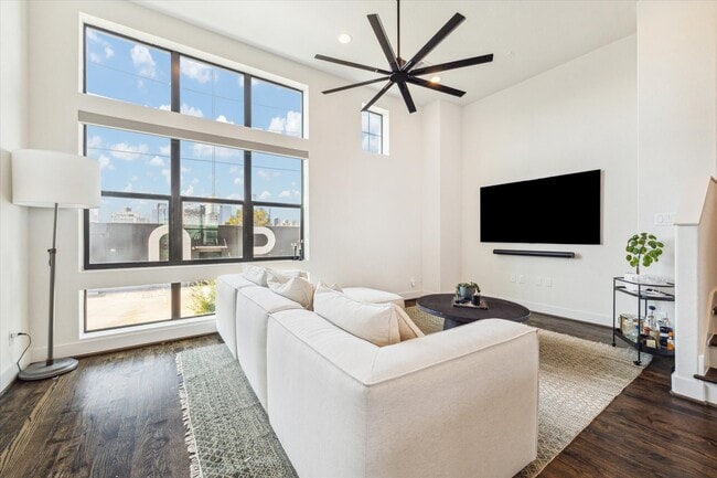 property at 1117 Paige St