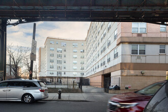 New Lots Plaza Apartments in Brooklyn, NY - Building Photo - Building Photo