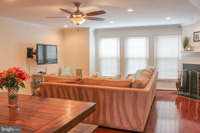 7530 Manigold Ct in Alexandria, VA - Building Photo - Building Photo