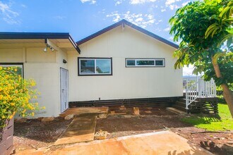 94-1086-1086 Lumihoahu St in Kapolei, HI - Building Photo - Building Photo