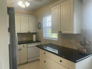 243 Suffolk F in Boca Raton, FL - Building Photo - Building Photo