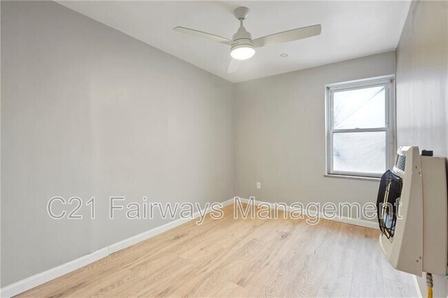 628 Greenfield Ave in Pittsburgh, PA - Building Photo - Building Photo