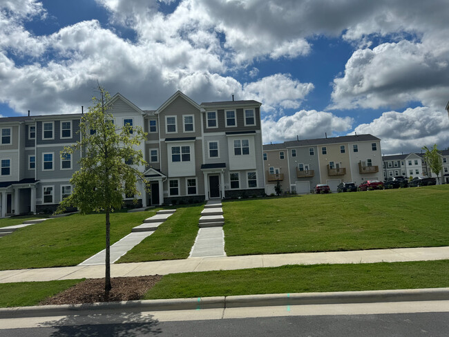 2523 Kasota Ln in Raleigh, NC - Building Photo - Building Photo