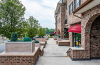 East Gate of Nutley in Nutley, NJ - Foto de edificio - Building Photo