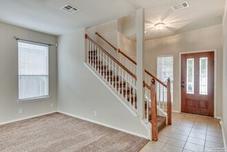 2637 Gallant Fox Dr in Schertz, TX - Building Photo - Building Photo