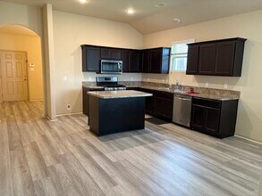 5210 Victoria Lndg Trl in Katy, TX - Building Photo - Building Photo