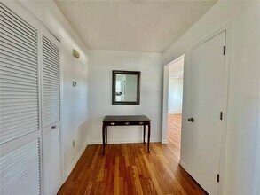 103 Cardinal Dr in Ormond Beach, FL - Building Photo - Building Photo
