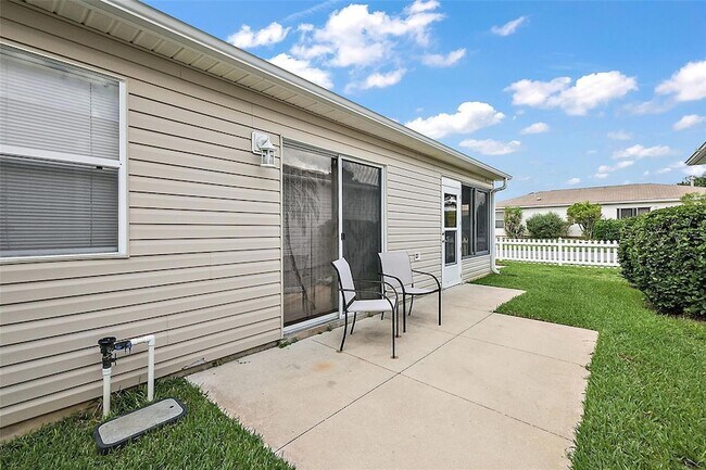 765 Leslie Ln, Unit 5205 in the Villages, FL - Building Photo - Building Photo