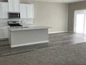 6216 Curvy Hills Dr in Bakersfield, CA - Building Photo - Building Photo