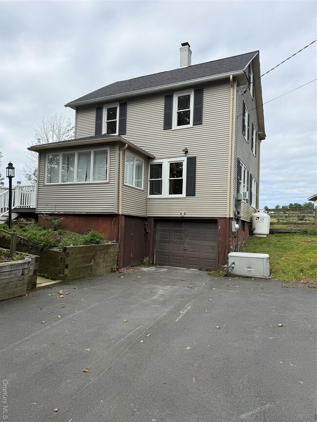 930 Lt J G Brender Hwy in Bethel, NY - Building Photo - Building Photo