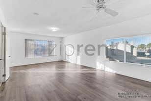 2410 El Cid Ct in Henderson, NV - Building Photo