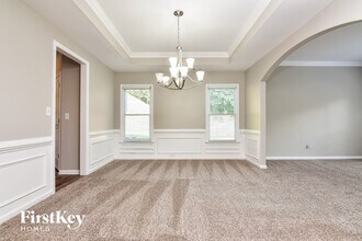 595 Grande View in Stone Mountain, GA - Building Photo - Building Photo