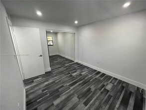 3265 Virginia St in Miami, FL - Building Photo - Building Photo