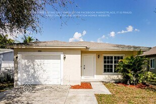 5703 Fletcher St in Hollywood, FL - Building Photo