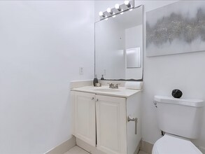 2658 SW 83rd Terrace in Miramar, FL - Building Photo - Building Photo