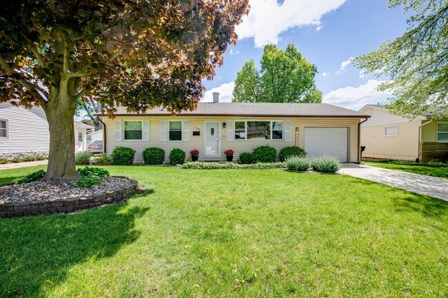 property at 1536 Gordon Dr