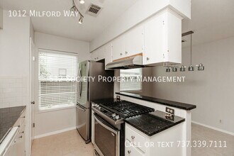 1012 Milford Way in Austin, TX - Building Photo - Building Photo