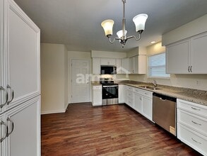 5001 Open Meadow Dr in Independence, KY - Building Photo - Building Photo