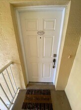 4241 Bellasol Cir in Ft. Myers, FL - Foto de edificio - Building Photo