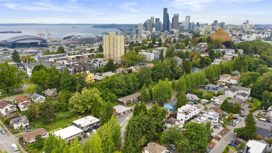 1801 15th Ave S, Unit LR in Seattle, WA - Foto de edificio - Building Photo