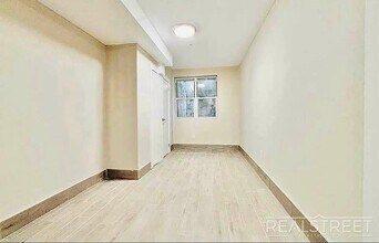 308 Park Ave in Brooklyn, NY - Building Photo - Building Photo