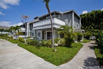 565 Mananai Pl in Honolulu, HI - Building Photo - Building Photo
