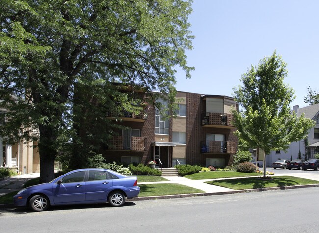 Gaylord Apartments in Denver, CO - Building Photo - Building Photo