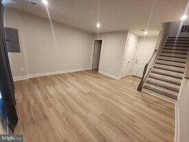 6730 Belcrest Rd in Hyattsville, MD - Building Photo