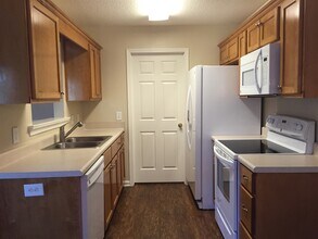 134 Nandina Way in Pooler, GA - Foto de edificio - Building Photo