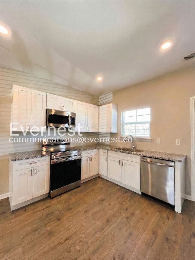 227 Tara Ct in Columbia, TN - Building Photo - Building Photo