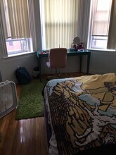 67 Park Dr, Unit 12B in Boston, MA - Foto de edificio - Building Photo