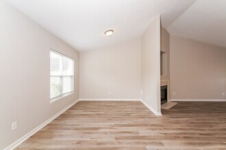 4294 Blue Spruce Ct in Greenwood, IN - Building Photo - Building Photo