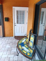 1257 SE Airoso Blvd in Port St. Lucie, FL - Building Photo