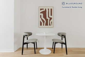 327 E 10th St in New York, NY - Building Photo - Building Photo