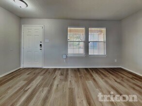 160 Hinge Path in Cibolo, TX - Building Photo - Building Photo