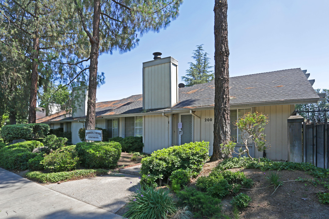 Brookdale Manor in Merced, CA - Building Photo