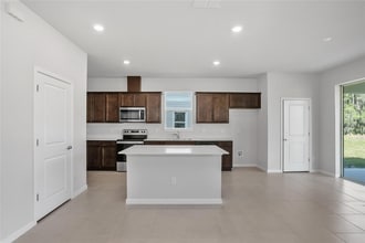 10822 Windswept Garden Way in Tampa, FL - Building Photo - Building Photo