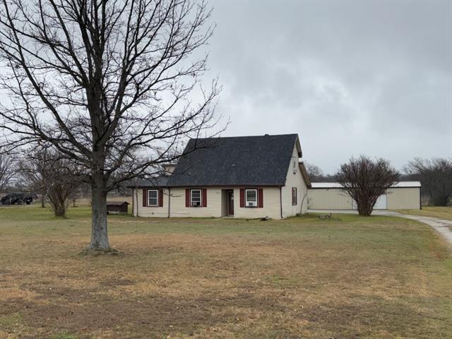 2220 N Clements St in Gainesville, TX - Building Photo