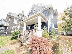 911 Fulton Rd NW in Canton, OH - Building Photo - Building Photo