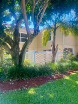 4701 Roxbury Ct in Boynton Beach, FL - Building Photo