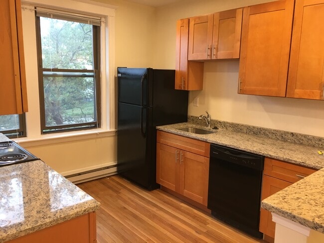 374 Broadway, Unit 2