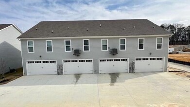 1914 Cypress Ln in Cleveland, TN - Building Photo - Building Photo