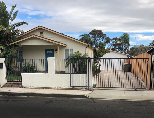 property at 338 N Grant St