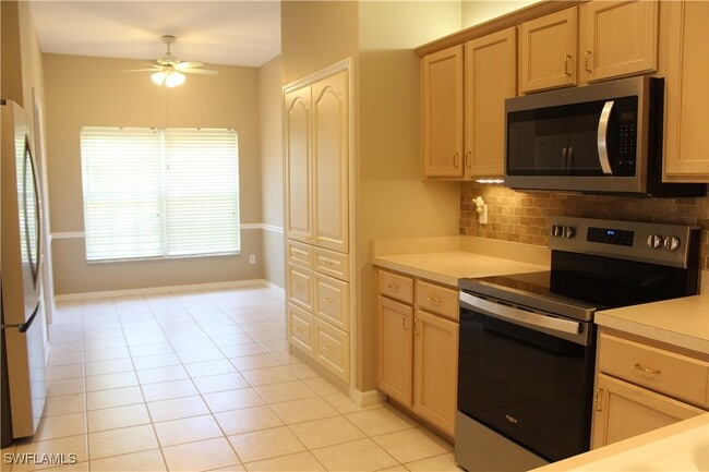 property at 6993 Lone Oak Blvd