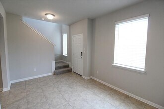 2028 Arendale Dr in Leander, TX - Building Photo - Building Photo