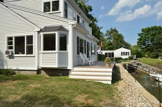 1 Chester Square in Gloucester, MA - Building Photo - Building Photo