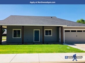 190 Birch Wood in Eagle Point, OR - Building Photo - Building Photo