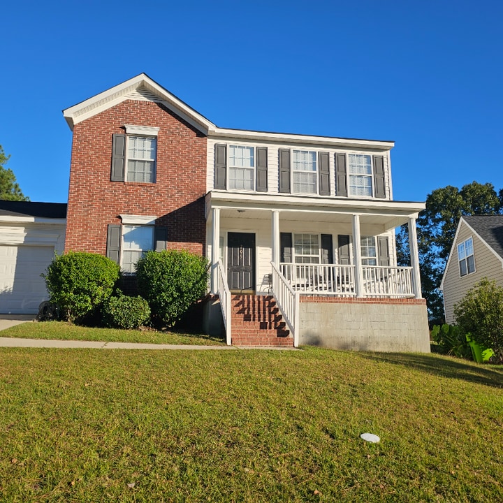 205 Killian Green Dr in Columbia, SC - Building Photo