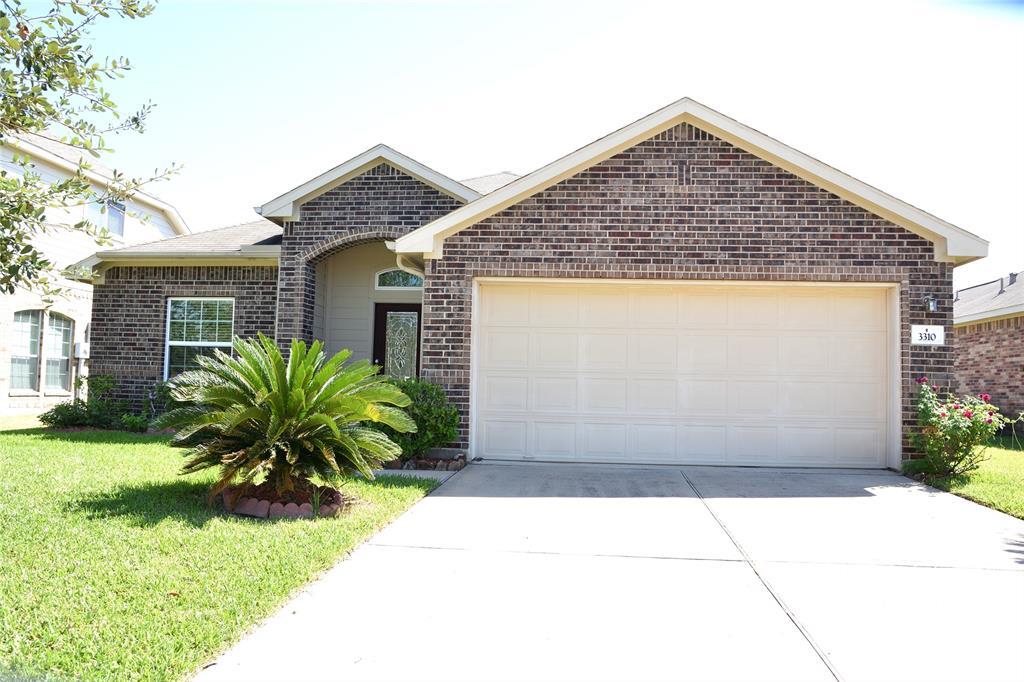 3310 Fawnwood Dr in Texas City, TX - Building Photo
