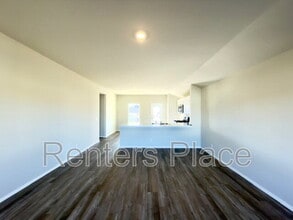 1105 W Lawton Rd in Claremore, OK - Building Photo - Building Photo